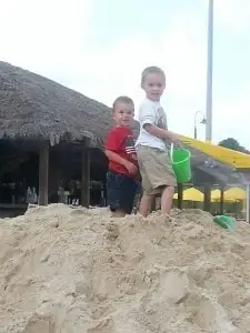 Sand pile and lulus