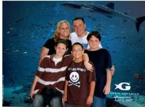 My friend Jamie and her family at the aquarium