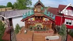 Worlds Largest Cuckoo Clock