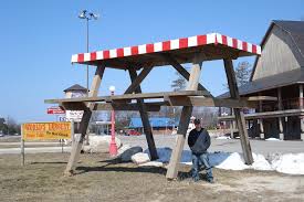 Worlds Largest Picnic Table