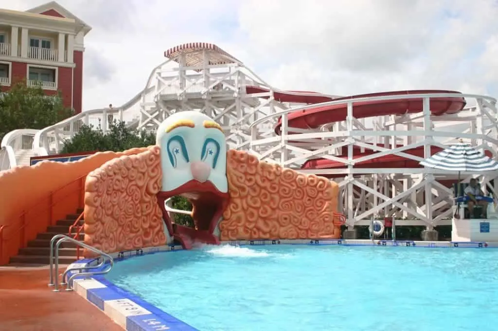 pool-at-disney's-boardwalk-inn