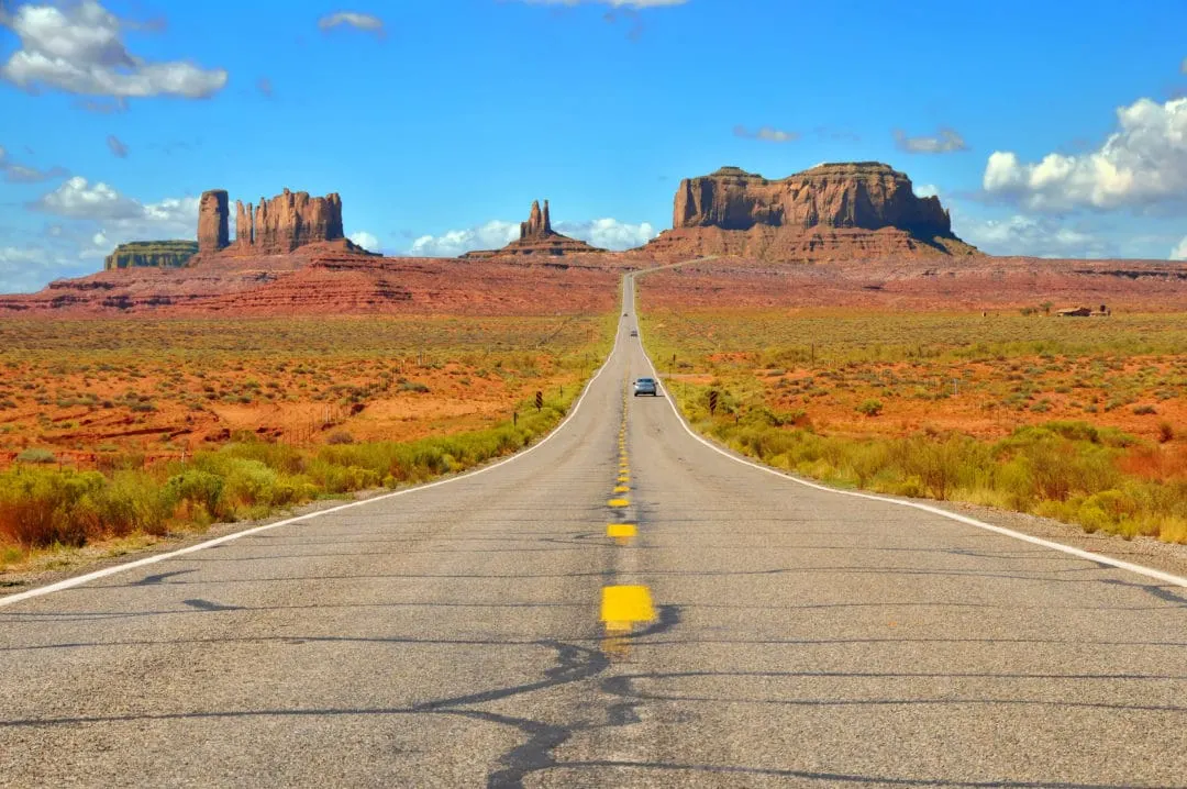 Highway 163 approaching Monument Valley on the border of Arizona and Utah.