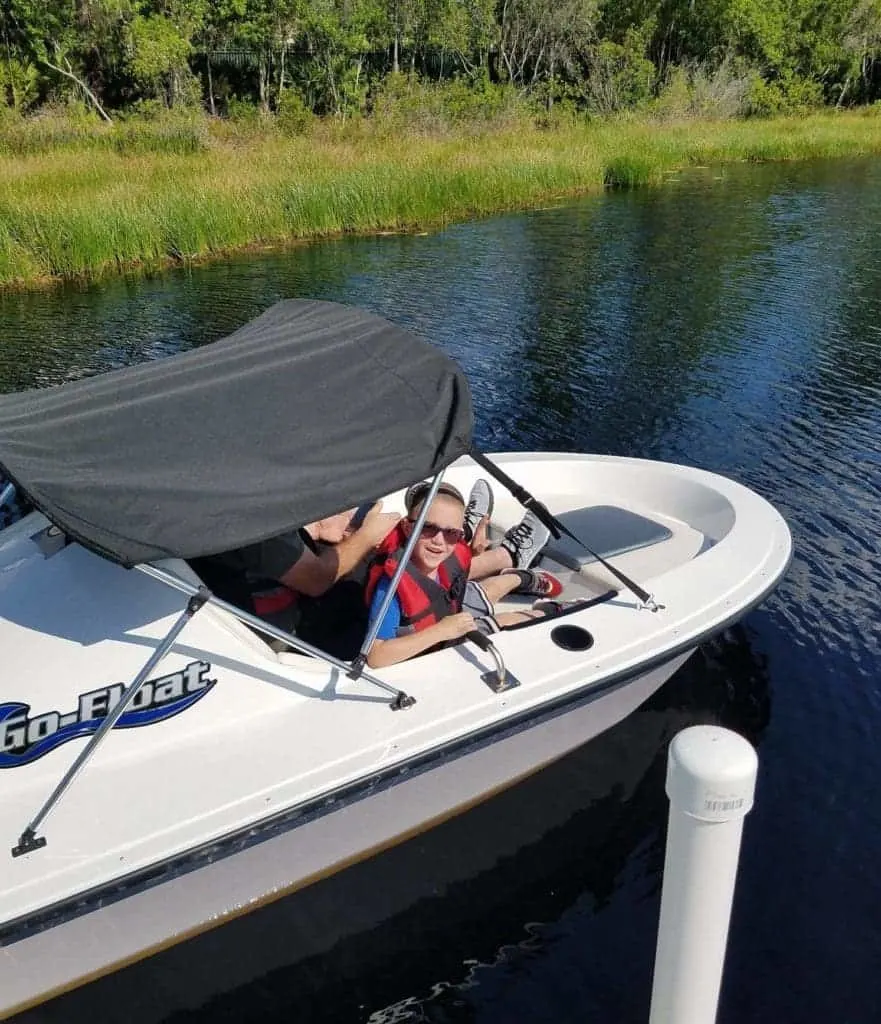 Go Float Rental at the Grove Orlando