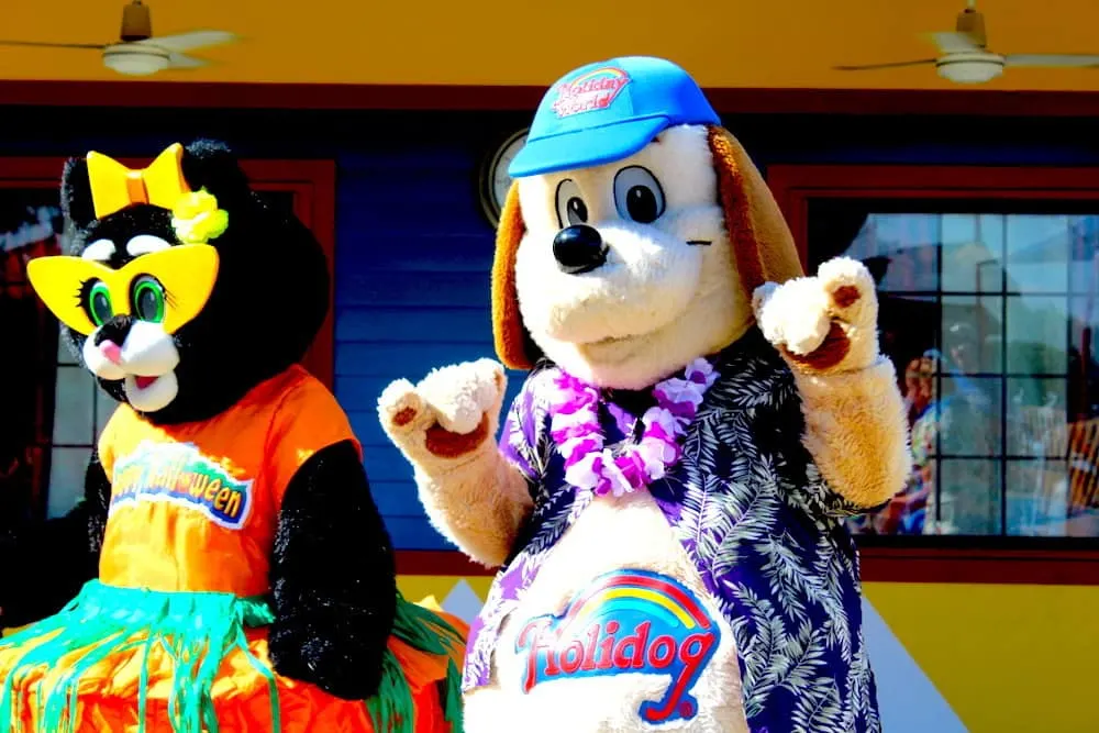 Characters at Holiday World 