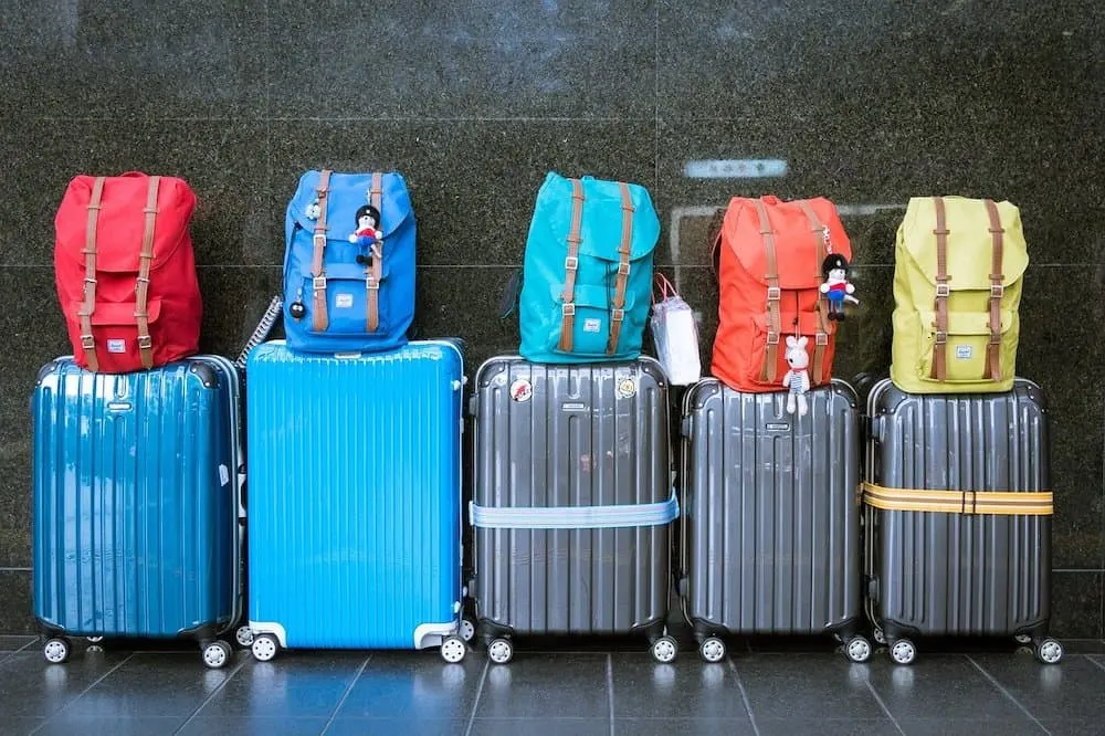 tips for avoiding illness while traveling