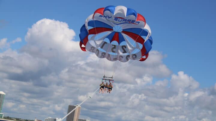 What to know about parasailing in Gulf Shores, Alabama
