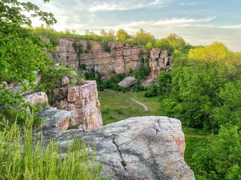 Blue Mounds State Park