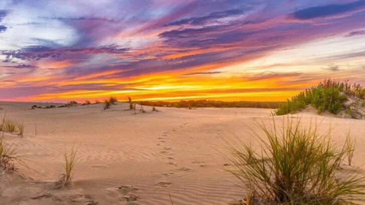 17 Hidden East Coast Beaches Worth Discovering