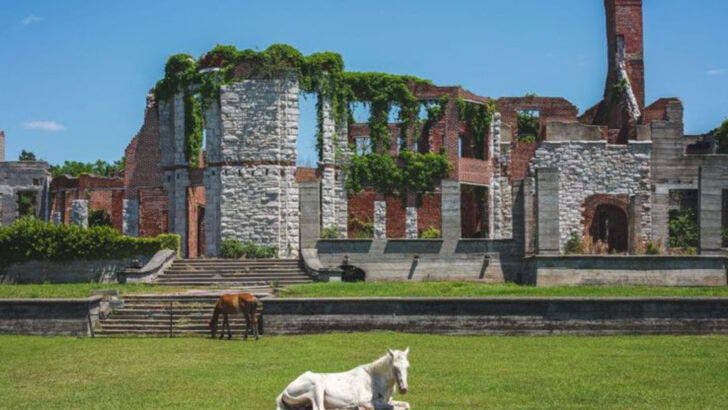 20 Hidden Gem Destinations In The USA You Need On Your Bucket List