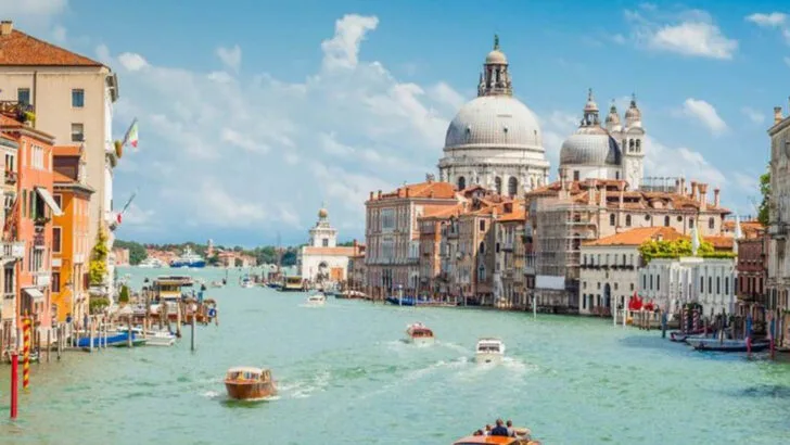 20 Popular Travel Spots, But Are They Worth Your Time and Money?