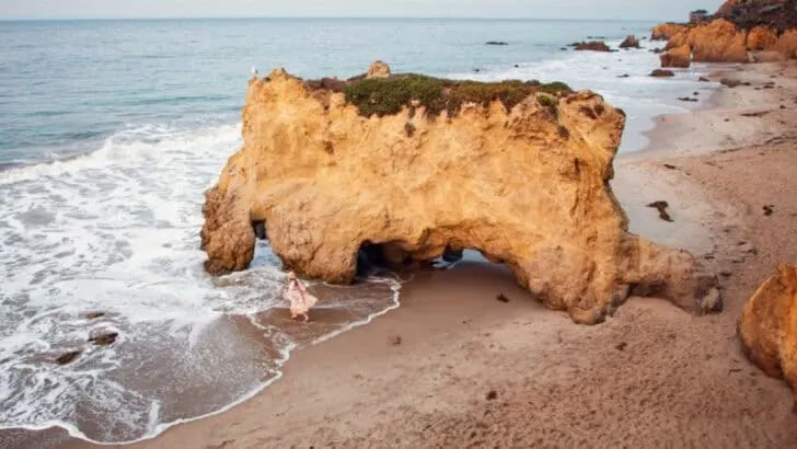 21 Hidden Beaches in the USA That Will Leave You in Awe