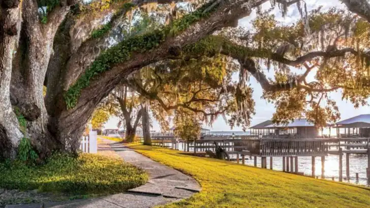 23 Charming Southern Towns Most Tourists Haven’t Discovered Yet