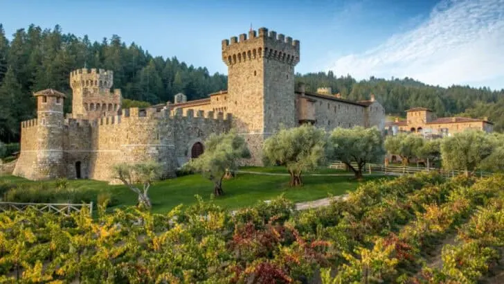 23 Fairytale Castles In America That You Never Knew Existed