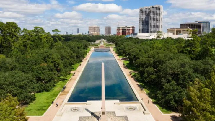 9 Stunning Natural Parks & Landscapes Easily Reached from Major US Cities