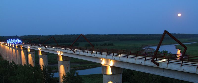 High Trestle Trail