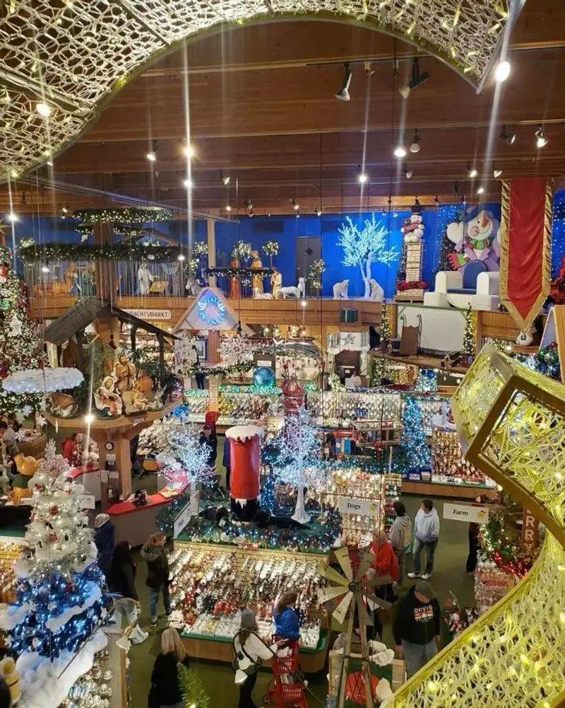 Bronner's CHRISTmas Wonderland