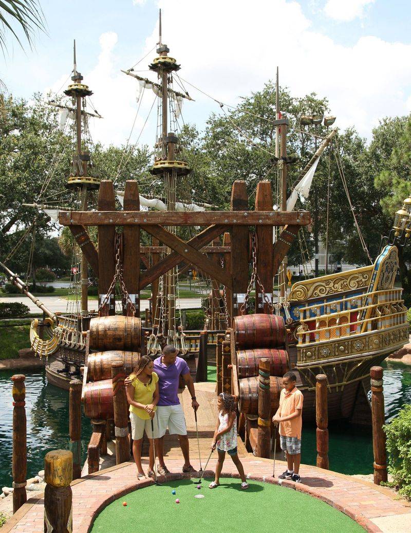 Relax with mini golf at Pirate’s Cove Adventure Golf