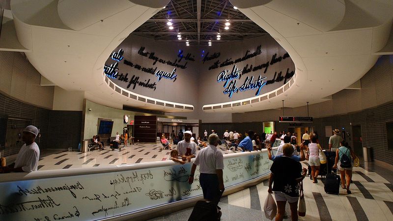 Philadelphia International Airport (PHL)