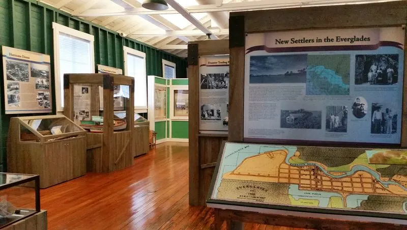 Visit to the Museum of the Everglades