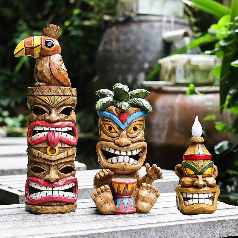 Tiki Statues