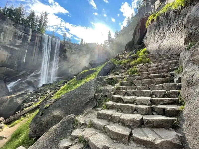 Mist Trail to Vernal Fall