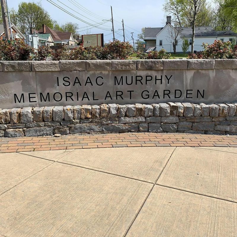 Isaac Murphy Memorial Art Garden