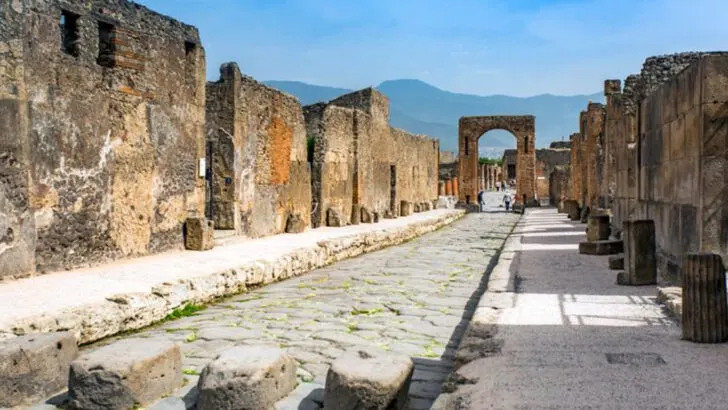 Once Grand, Now Gone: 16 Lost Landmarks Around the World