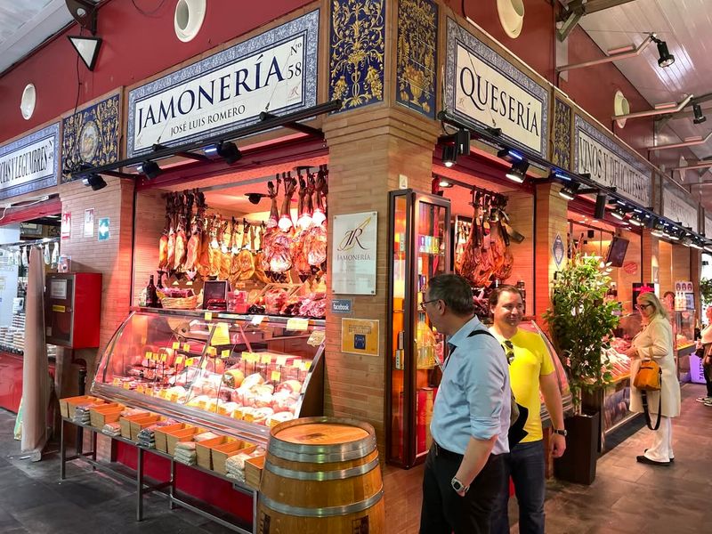 Triana Market