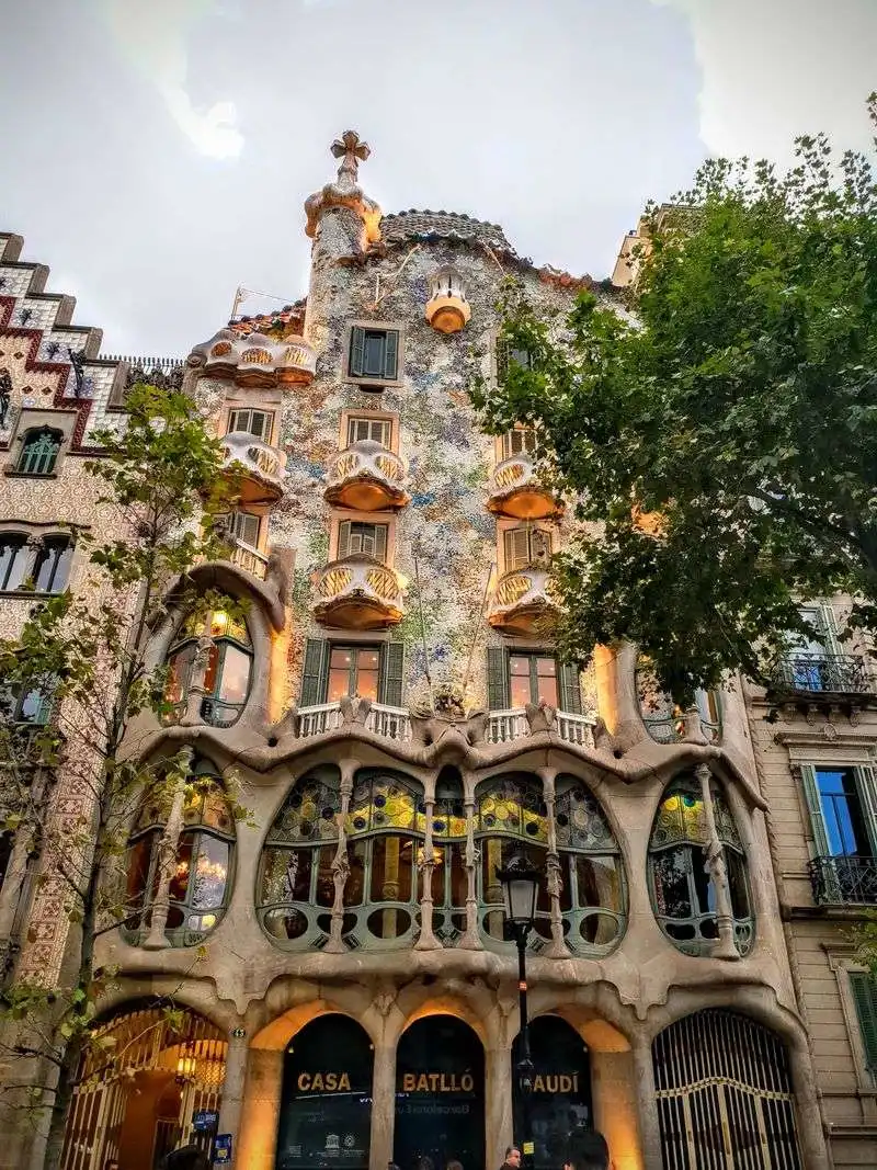 Admire the Architecture of Barcelona