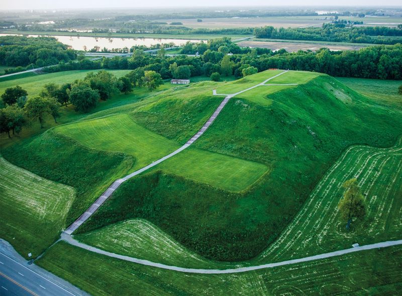 The Mysterious Cahokia Mounds, Illinois