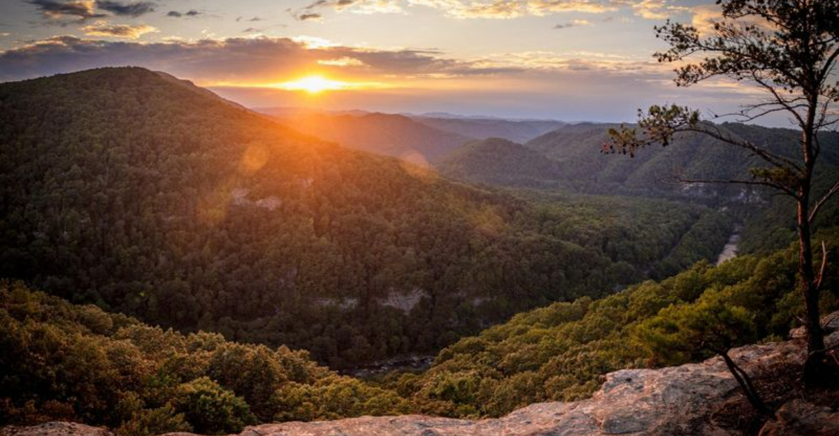 This U.S. National Park’s Gorge Is So Massive, It’s Called the ‘Grand Canyon of the South’