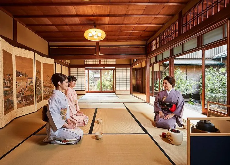 Join a Silent Zen Tea Ceremony in Kyoto