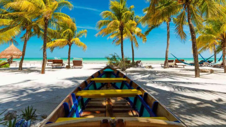 10 Coastal Towns in Mexico That Locals Recommend Over Cancun