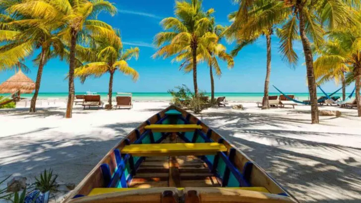 10 Coastal Towns in Mexico That Locals Recommend Over Cancun