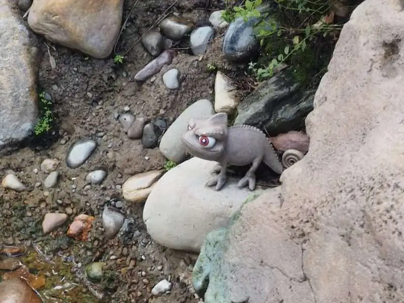 Hidden Pascal Statues in Fantasyland