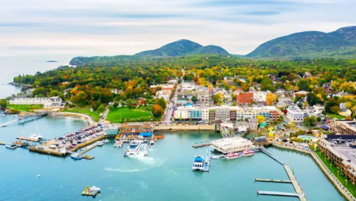 11 New England Towns Where Dining Feels Like a Summer Vacation