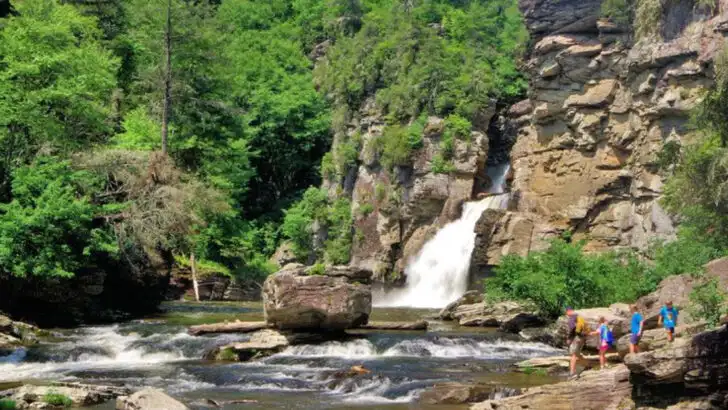 11 Refreshing North Carolina Hikes That Offer a Cool Escape from the Summer Heat