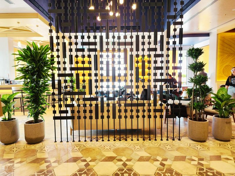 Lobby Plants Tell a Story—And Staff Are Watching