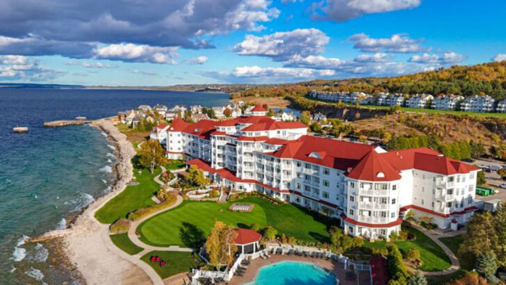 12 Family-Friendly Michigan Resorts Everyone Will Love in 2025