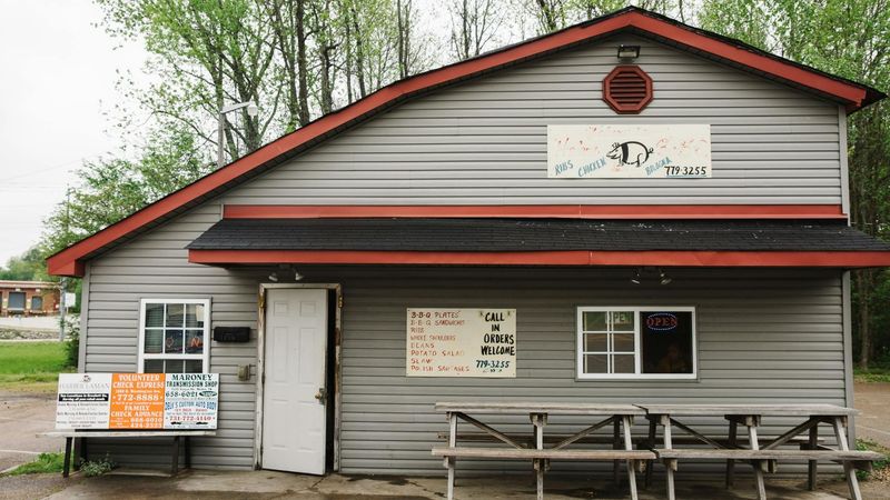 Helen’s Bar BQ – Brownsville