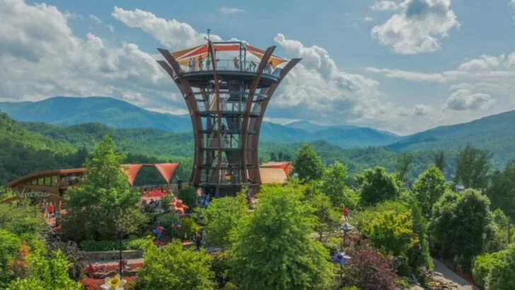 13 Must-Try Gatlinburg, Tennessee Experiences That Make Every Vacation Better