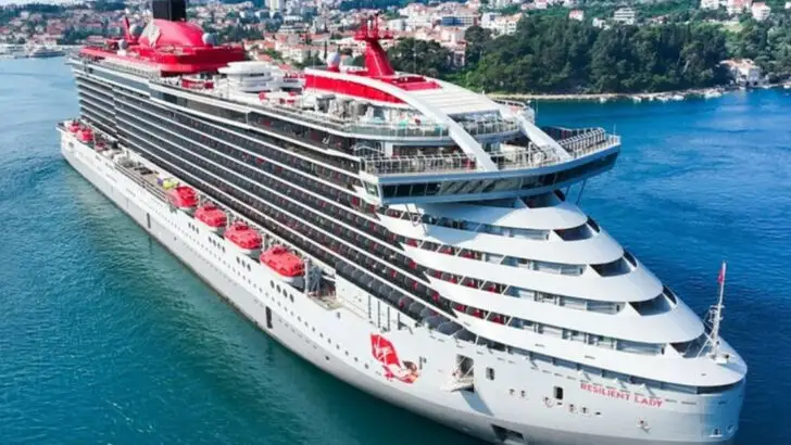 13 Types of People Who Should Never Go on a Cruise