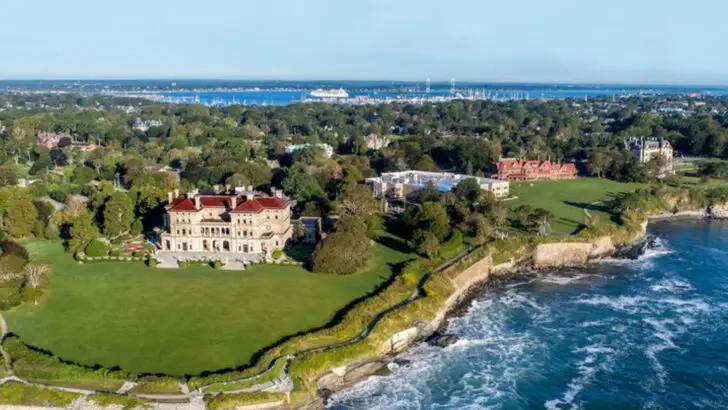 14 New England Towns So Charming You’ll Want to Stay Forever