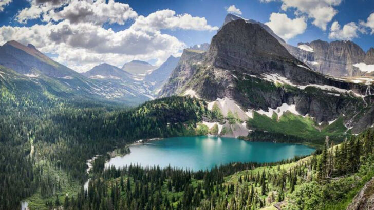 14 U.S. Destinations Where Nature Is Taking Over — and Tourists Love It