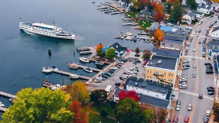 14 relaxing lake towns to visit after 60 (where fishing, fresh air, and pie still matter)