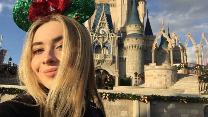 15 Tips for A Solo Disney Trip (Explore On Your Own)