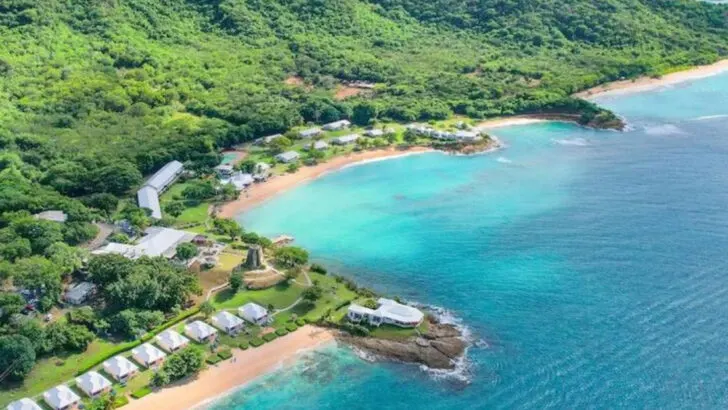 15 Antigua Beaches That Make You Rethink Every Other Island Vacation