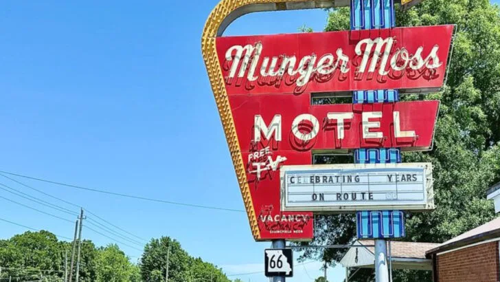 15 Classic Motels on Route 66 That Feel Frozen in Time