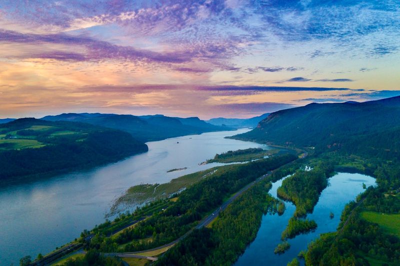 Portland to Hood River, Oregon