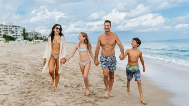 17 Moments That Prove Family Vacations Aren’t Always Picture-Perfect